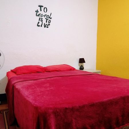 4 Grados Hostel Guatemala City Екстер'єр фото