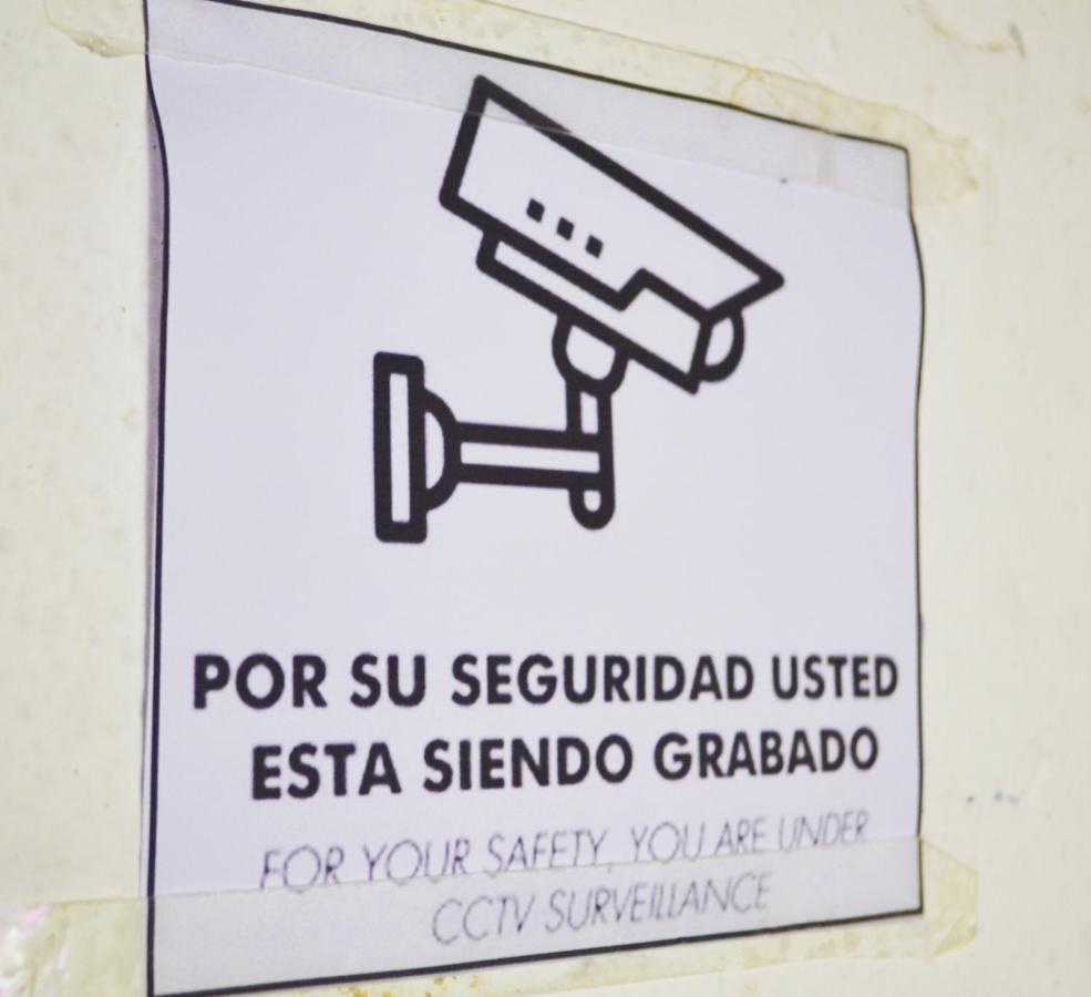 4 Grados Hostel Guatemala City Екстер'єр фото
